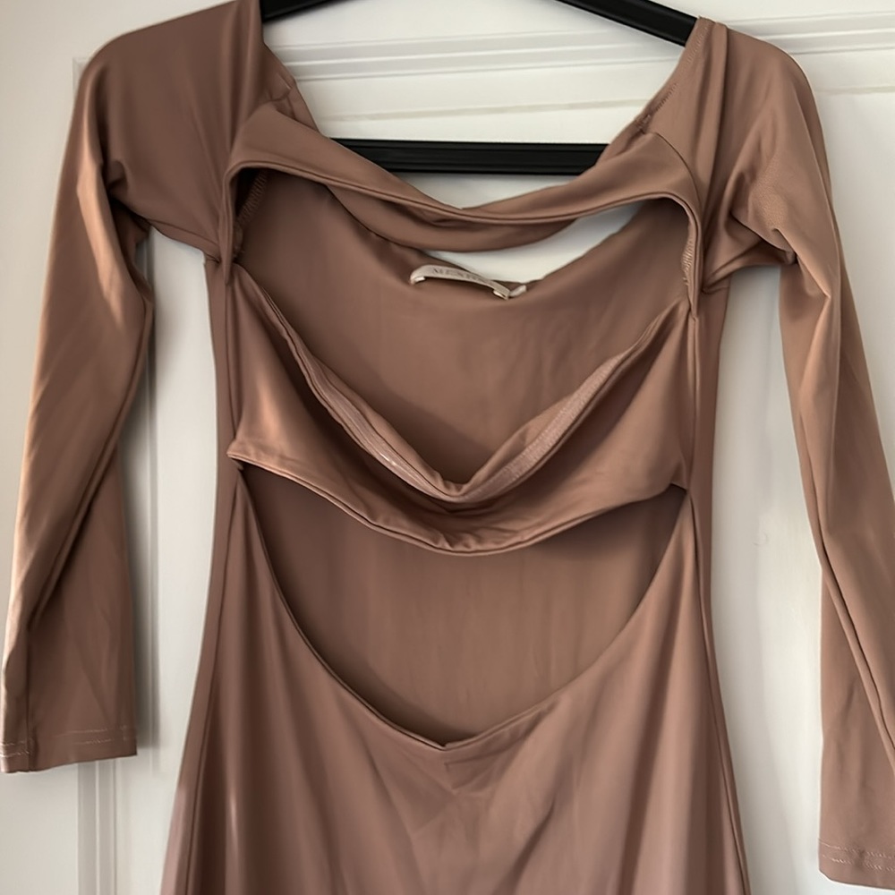 Meshki Cut-out Midi dress in light brown - Picture 4 of 6